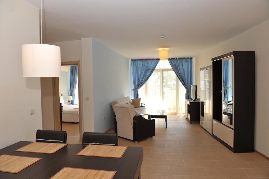 Black Sea Star Aparthotel Szozopol Szoba fotó